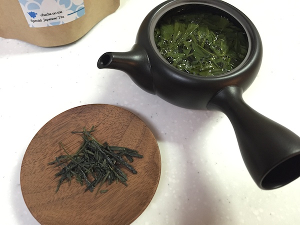 japanese tea leaves and pot